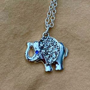 Silver Avon Elephant necklace with Sapphire